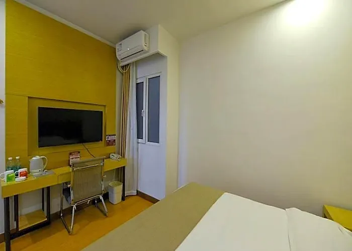 Greentree Inn Dalian Dalian North Railway Station Express Hotel