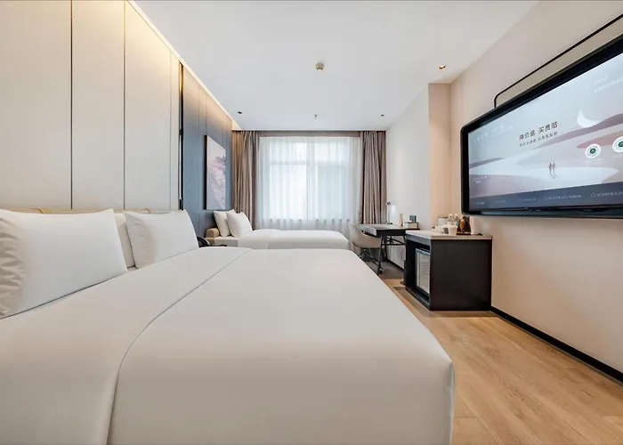 Atour Hotel Dalian Xinghai Square Zhongshan Road